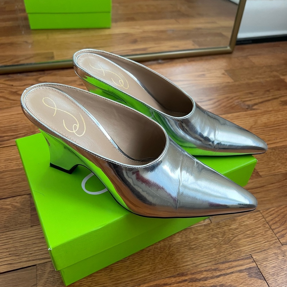 Vonn Mule in Silver